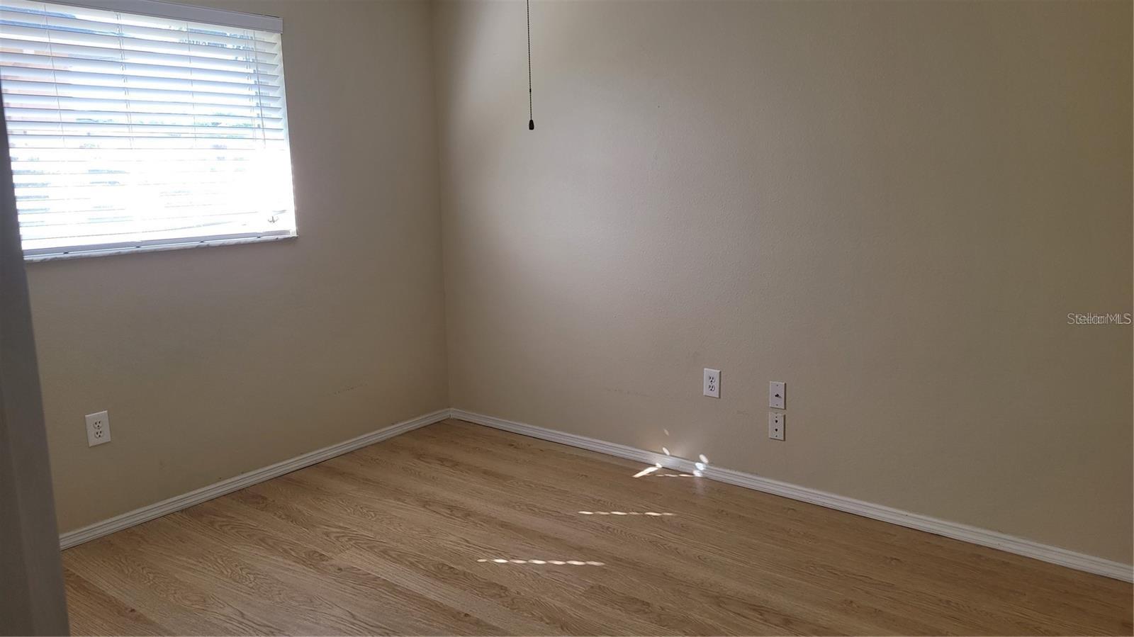 Image 11 of 24 For 5847 Buchanan Road