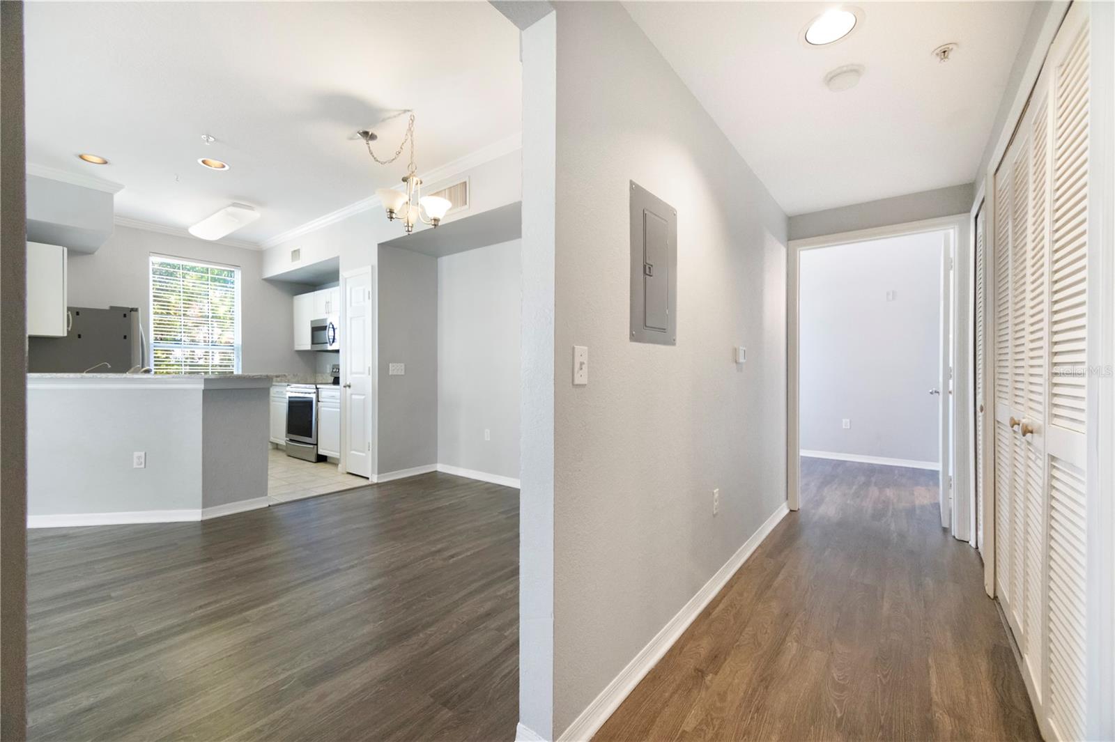 Image 16 of 62 For 5721 Soldier Circle 105