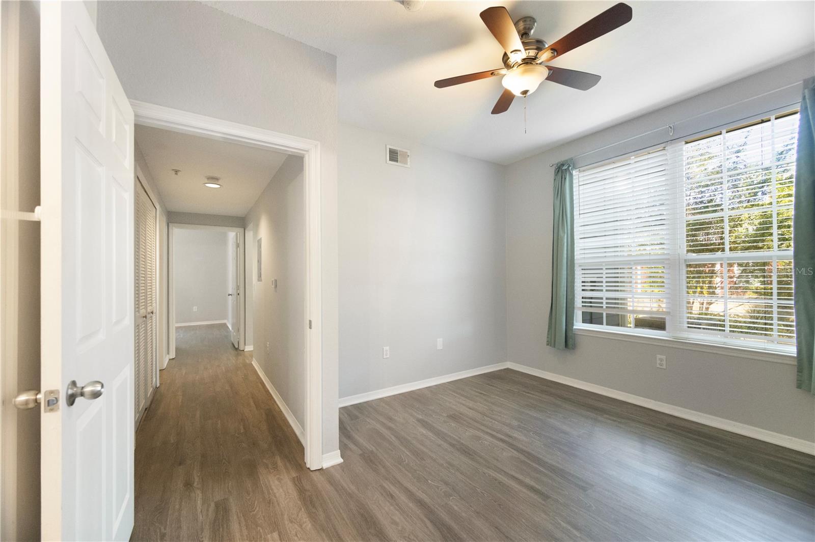 Image 20 of 62 For 5721 Soldier Circle 105