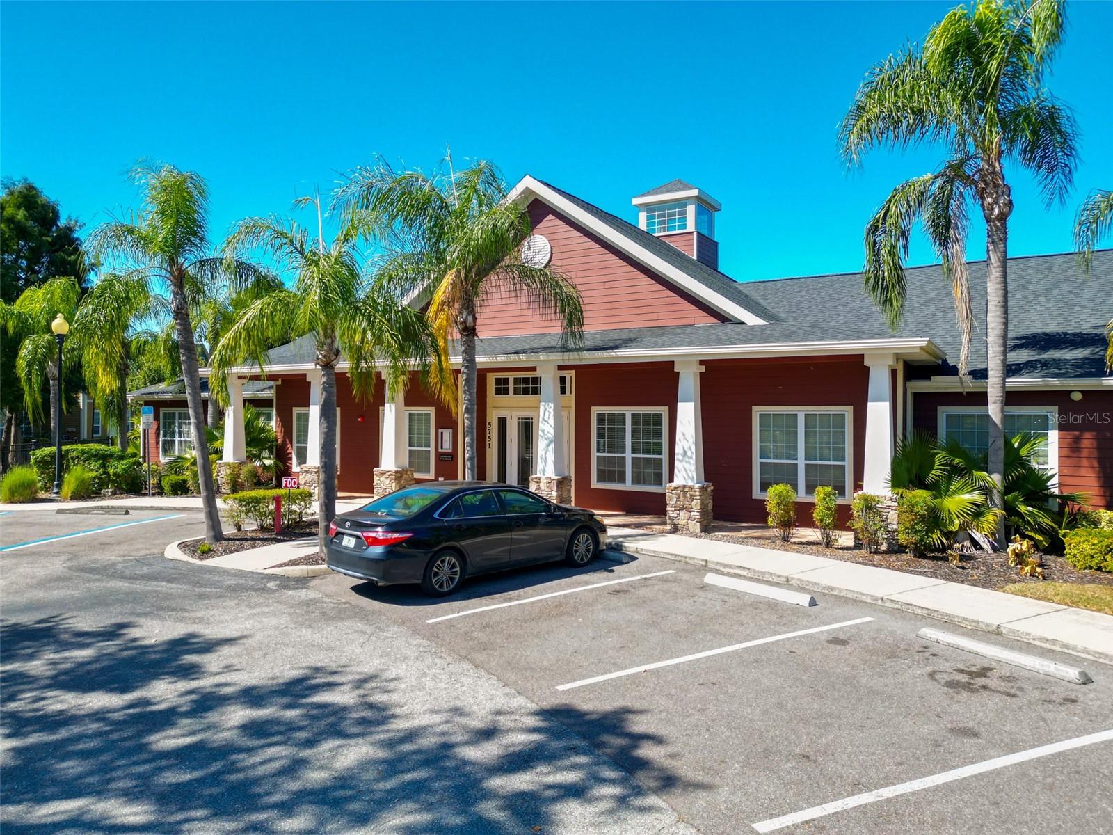 Image 48 of 62 For 5721 Soldier Circle 105