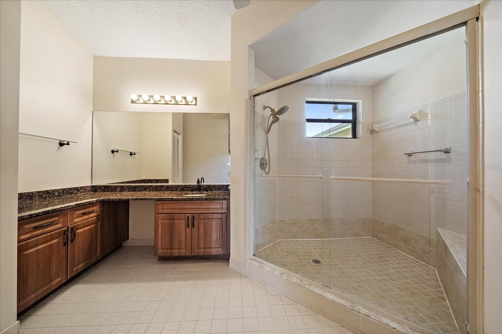 Image 14 of 44 For 5268 Heron Way 204