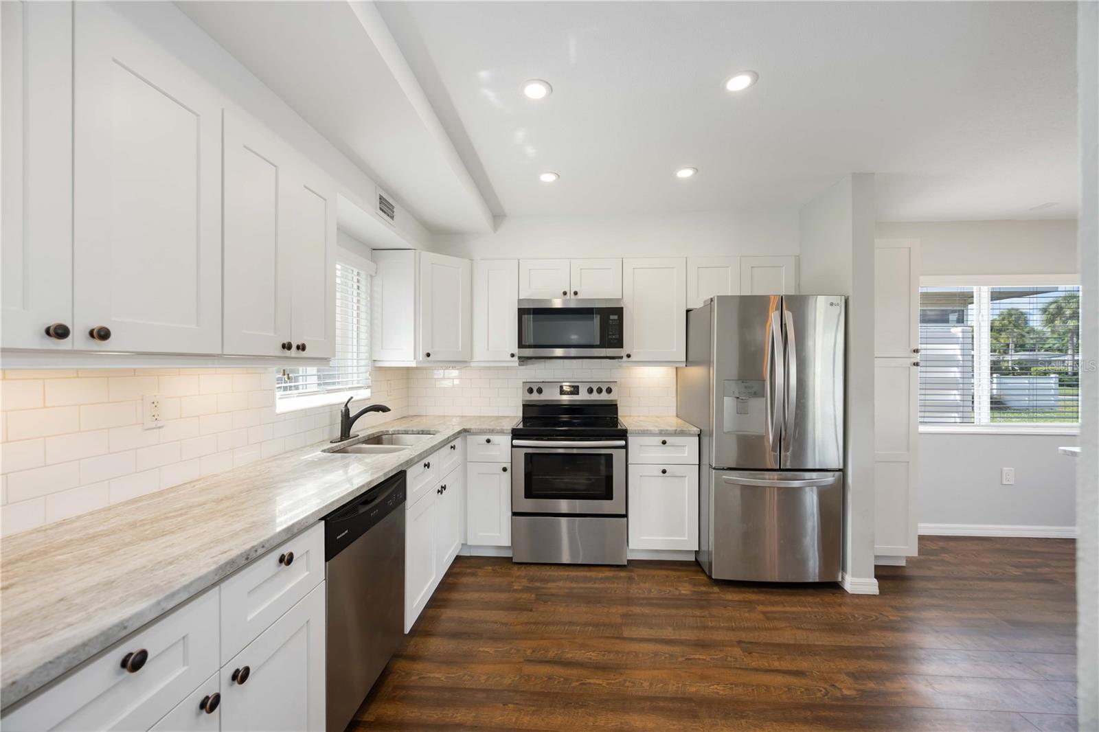 Image 10 of 31 For 85 Strathmore Boulevard