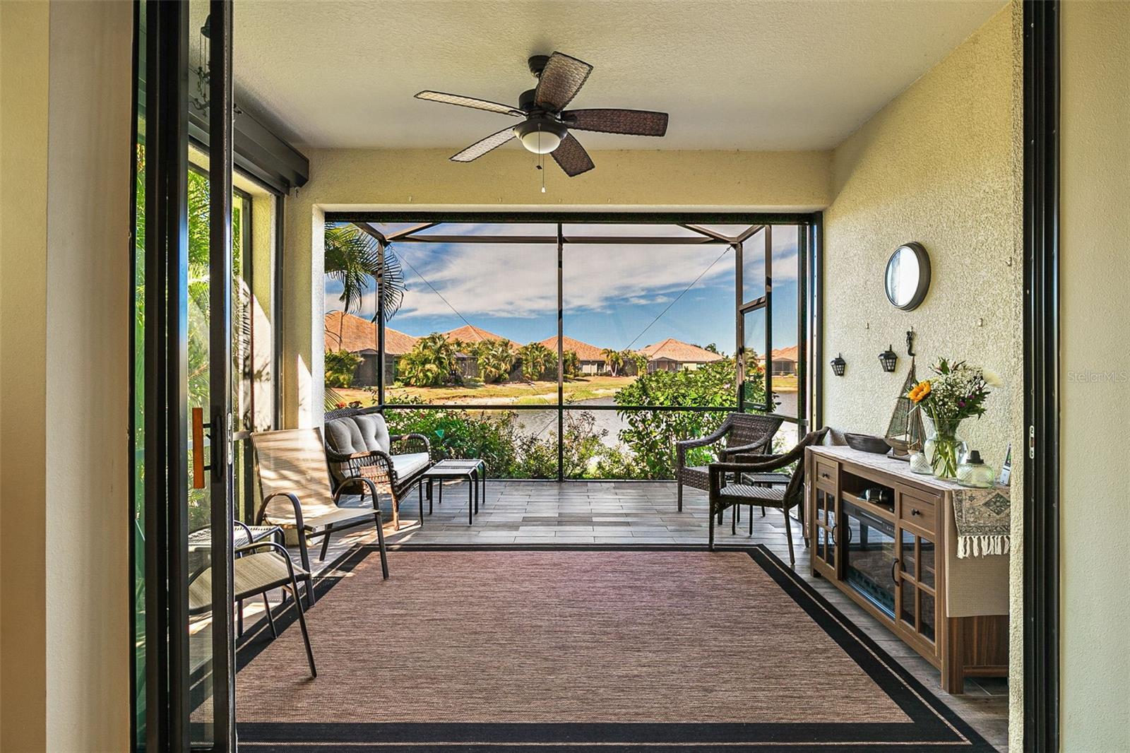 Image 5 of 37 For 1282 Backspin Drive