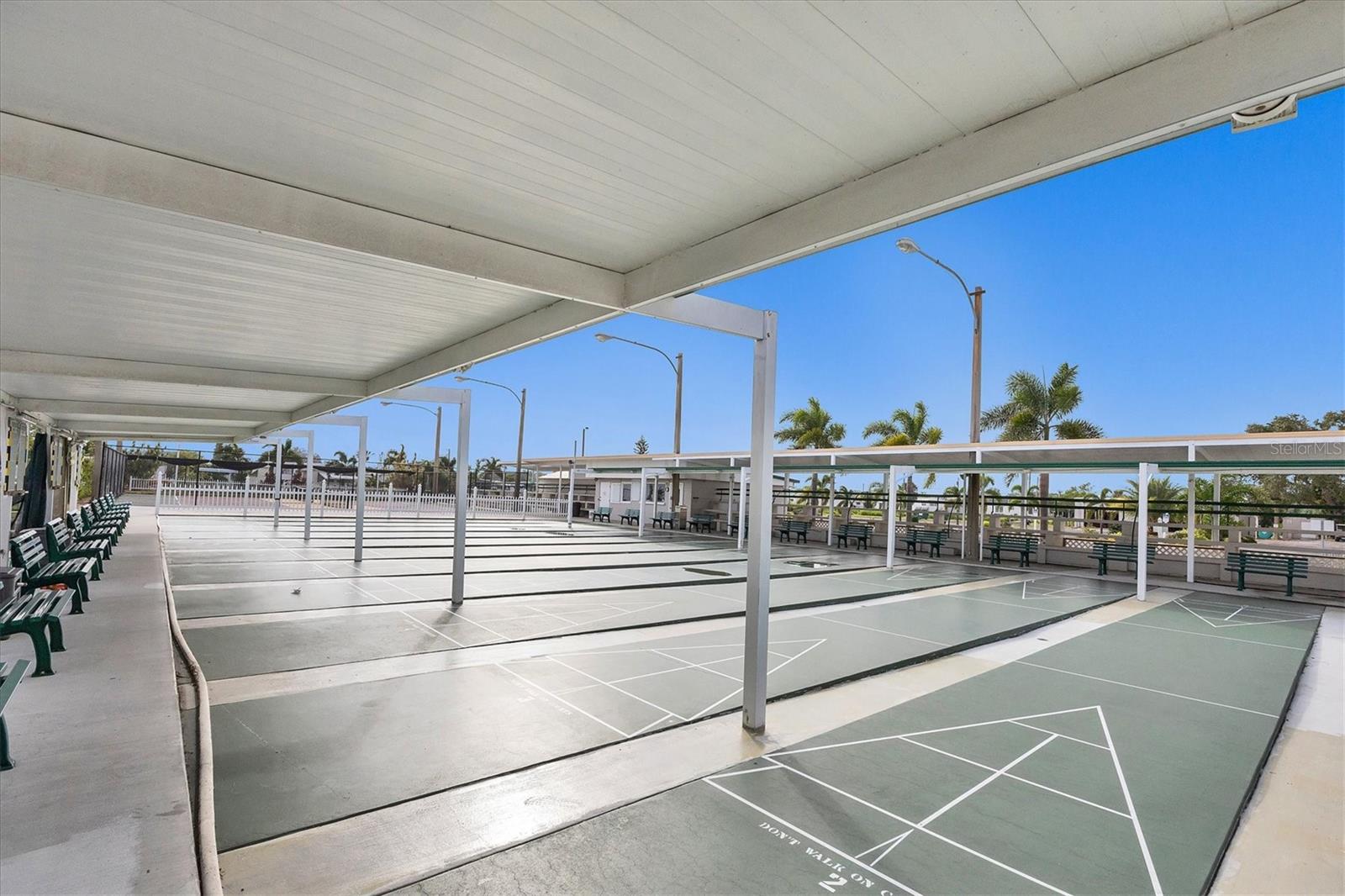 Image 18 of 28 For 4909 Pebble Beach Avenue