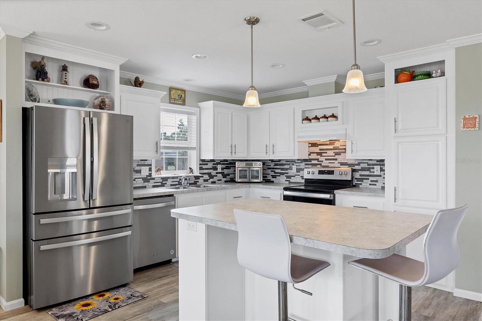 Image 7 of 28 For 4909 Pebble Beach Avenue