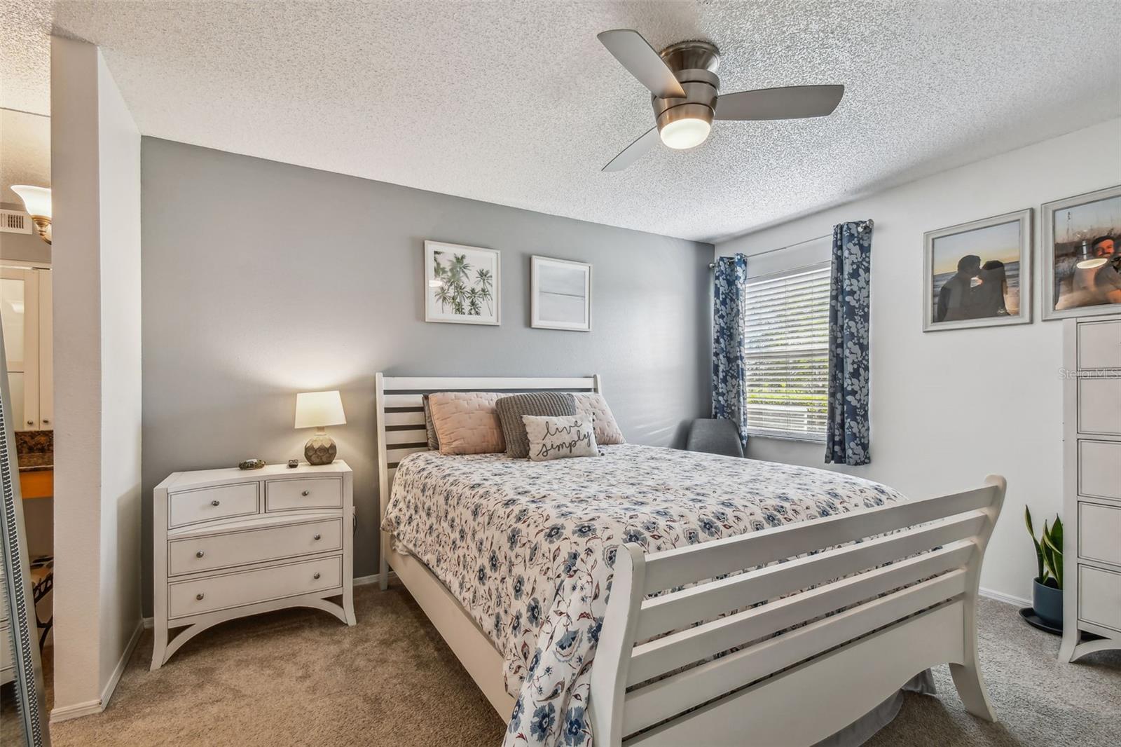 Image 10 of 21 For 2400 Feather Sound Drive 515