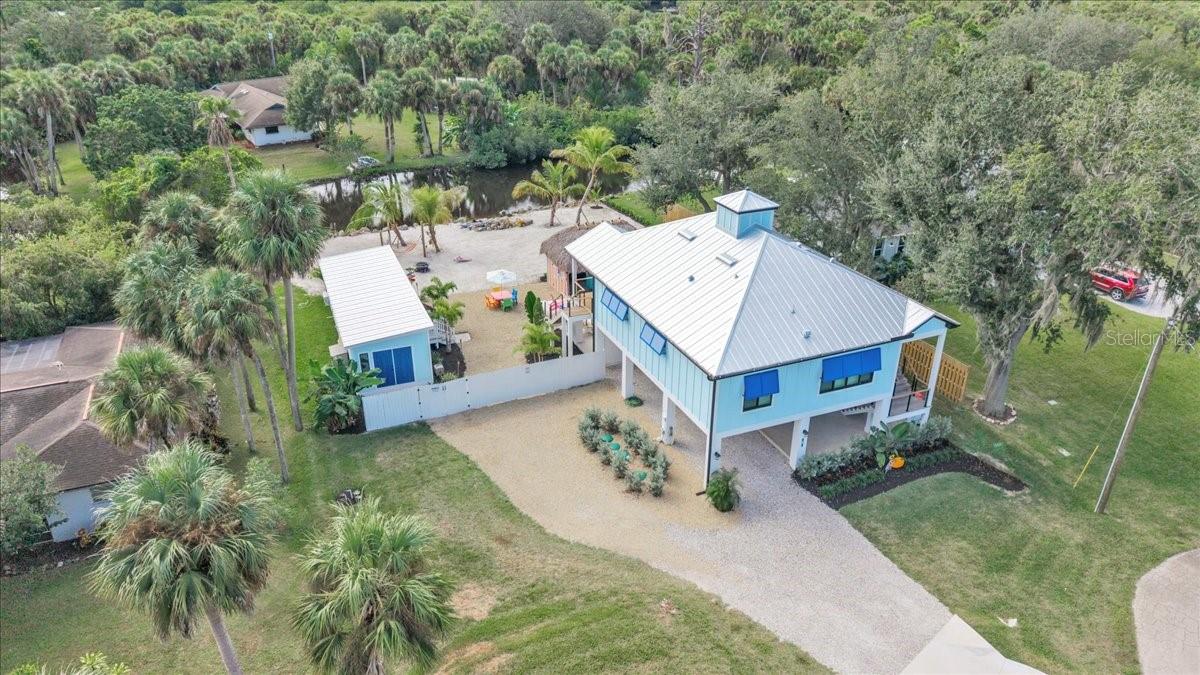 Listing photo id 0 for 9470 Colony Drive