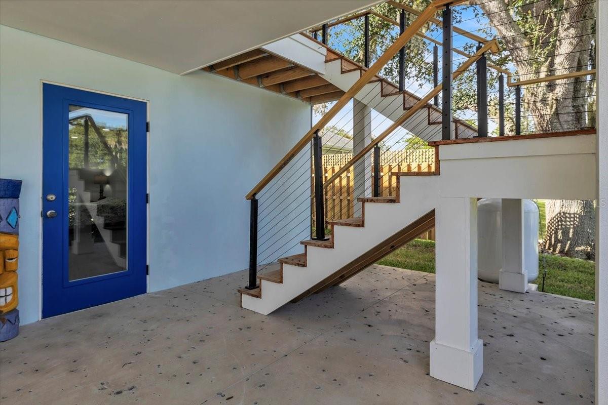 Listing photo id 29 for 9470 Colony Drive