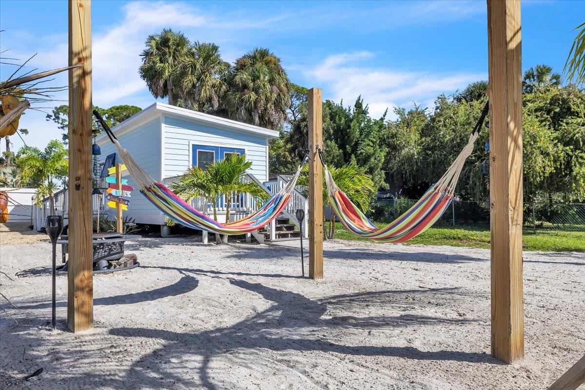 Listing photo id 54 for 9470 Colony Drive