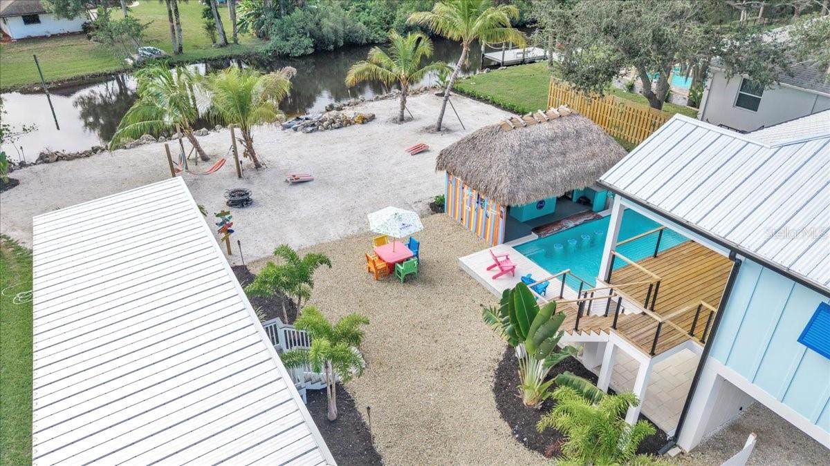 Listing photo id 60 for 9470 Colony Drive