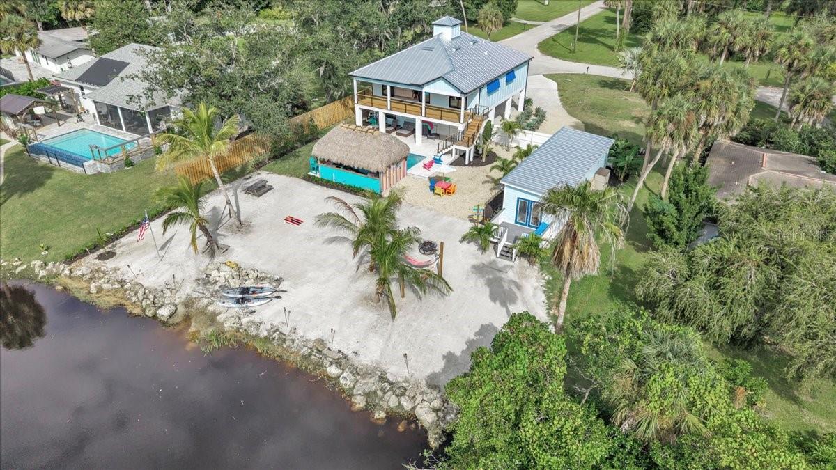 Listing photo id 62 for 9470 Colony Drive