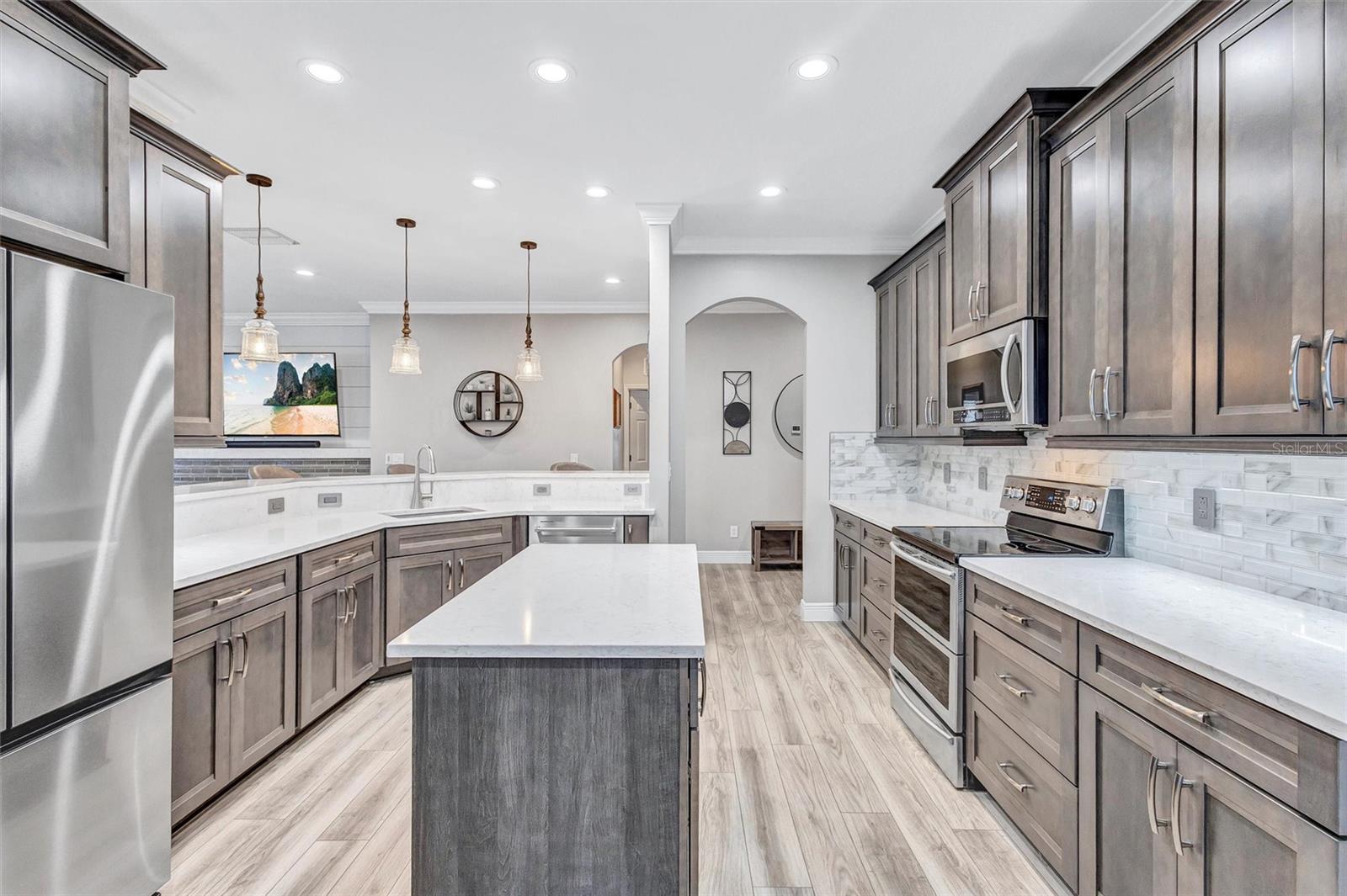 Image 15 of 66 For 2363 123rd Place E