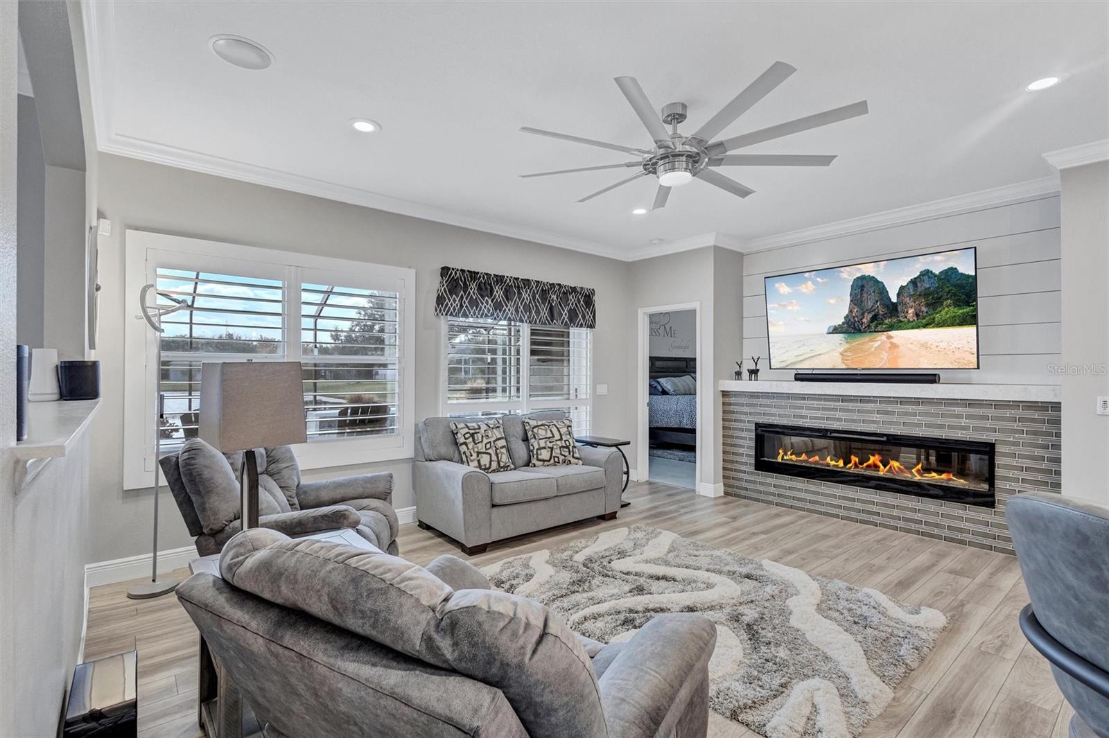 Image 22 of 66 For 2363 123rd Place E