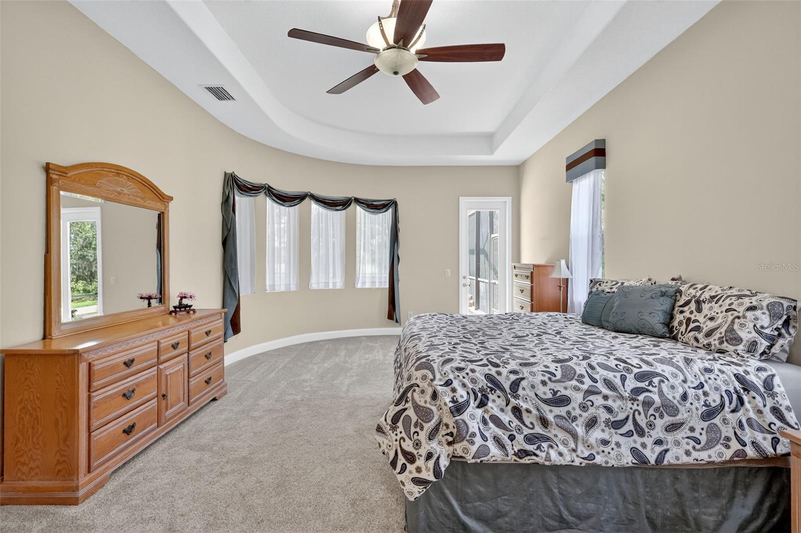 Image 41 of 75 For 14709 21st Avenue E