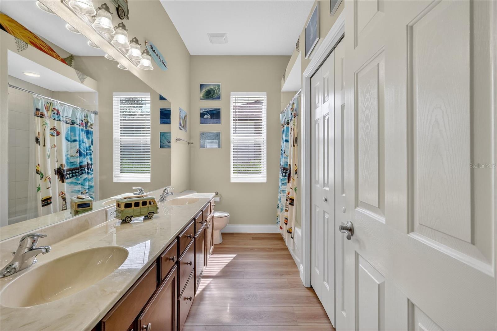 Image 50 of 75 For 14709 21st Avenue E