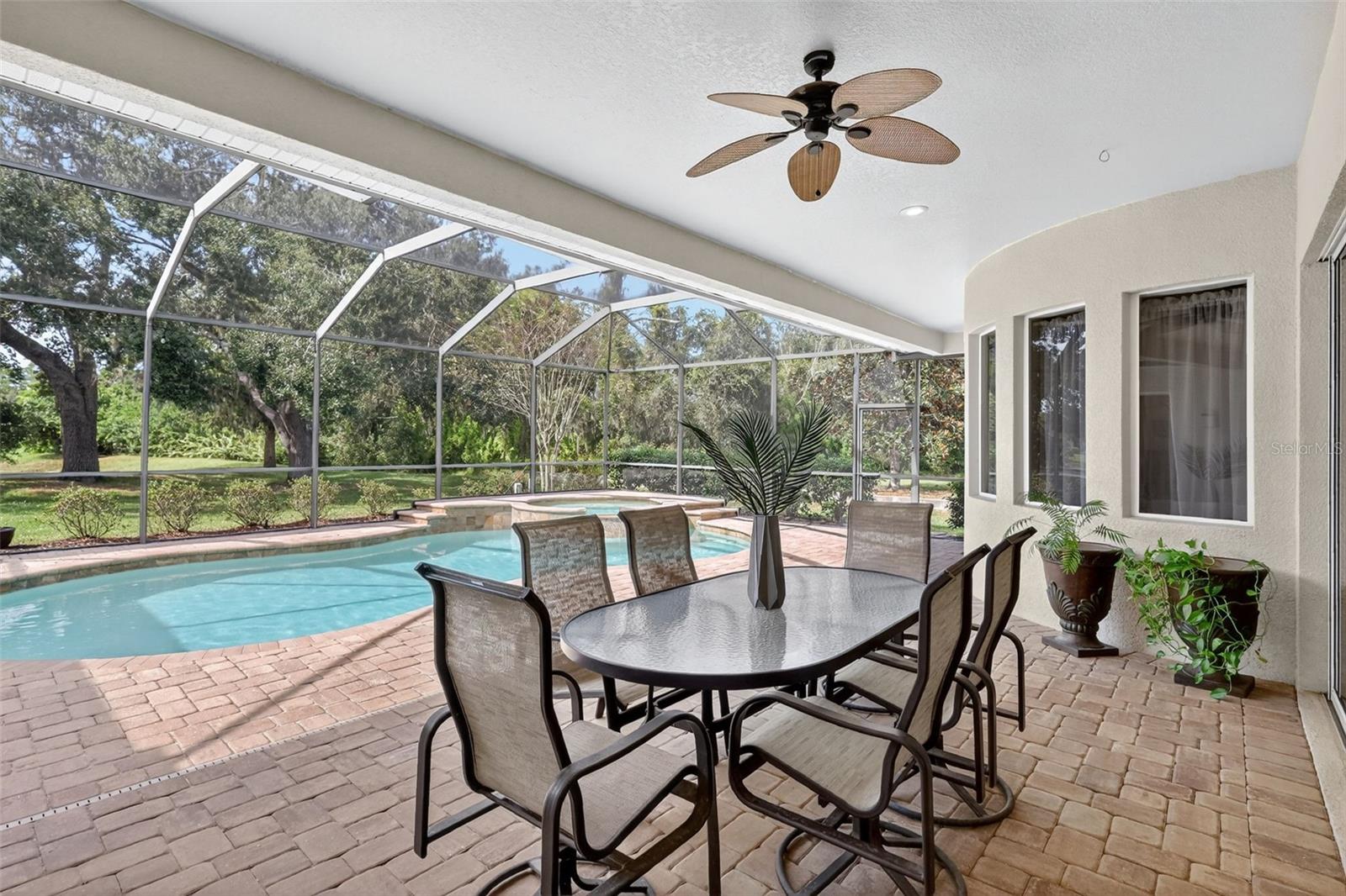 Image 62 of 75 For 14709 21st Avenue E