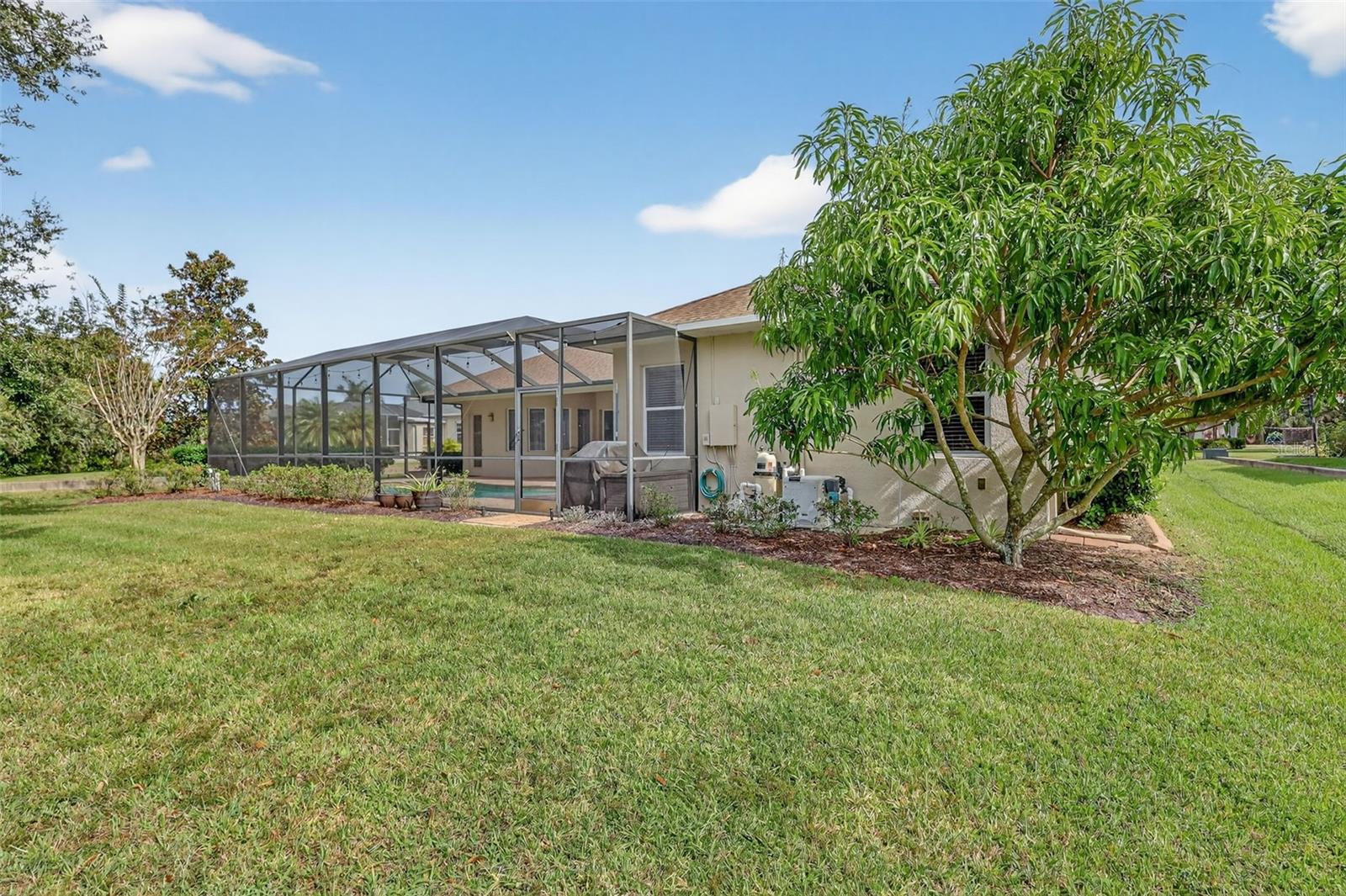 Image 68 of 75 For 14709 21st Avenue E