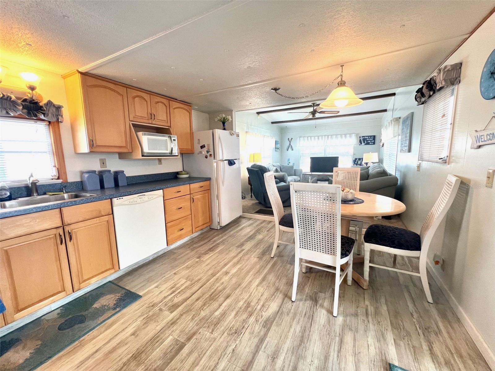 Image 10 of 37 For 218 Trailorama Drive