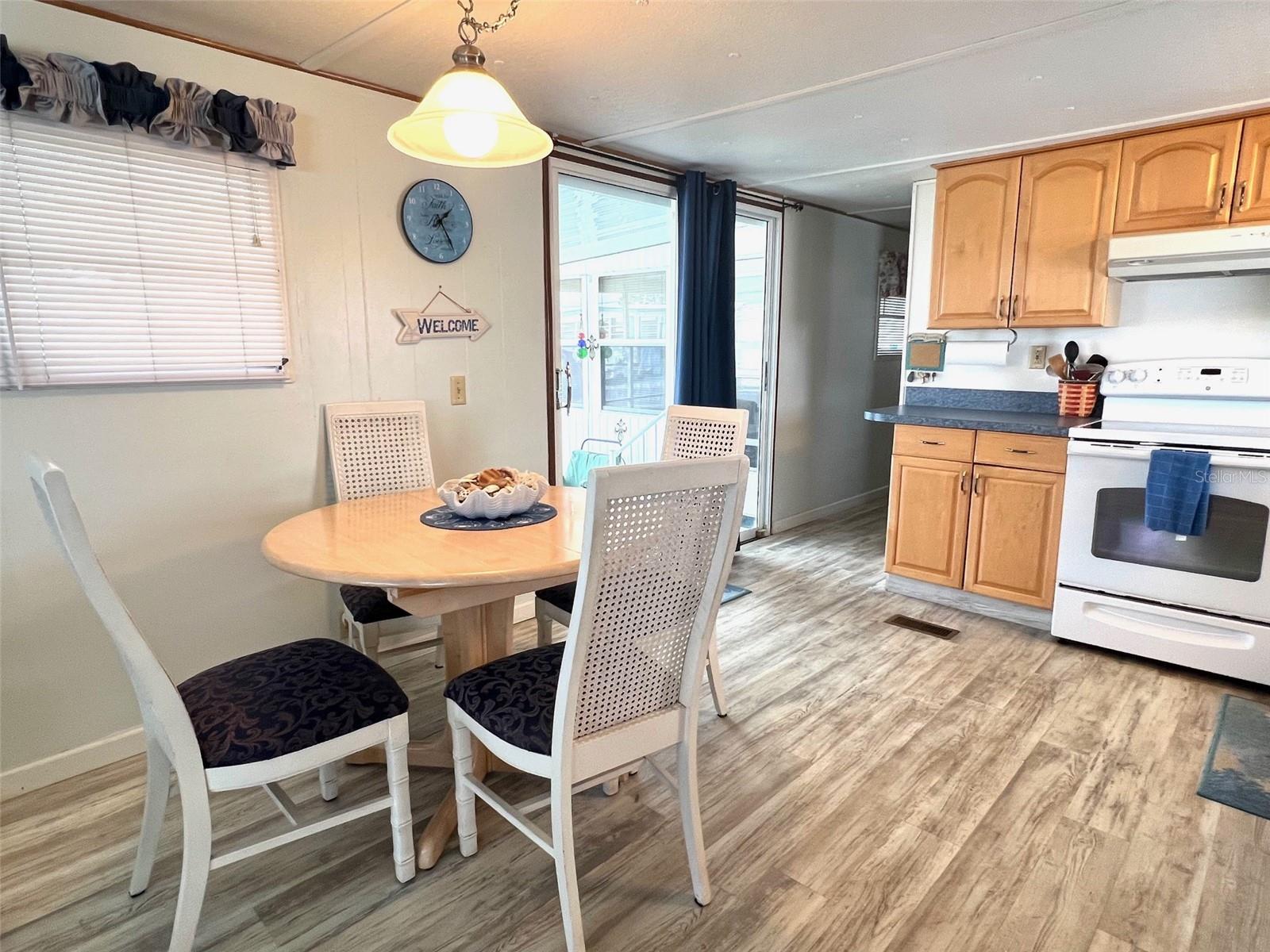 Image 12 of 37 For 218 Trailorama Drive