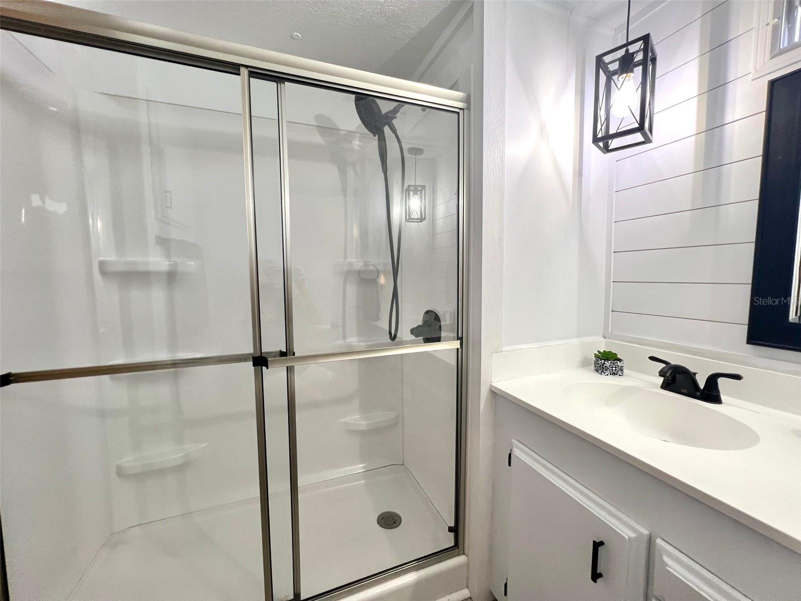 Image 18 of 37 For 218 Trailorama Drive