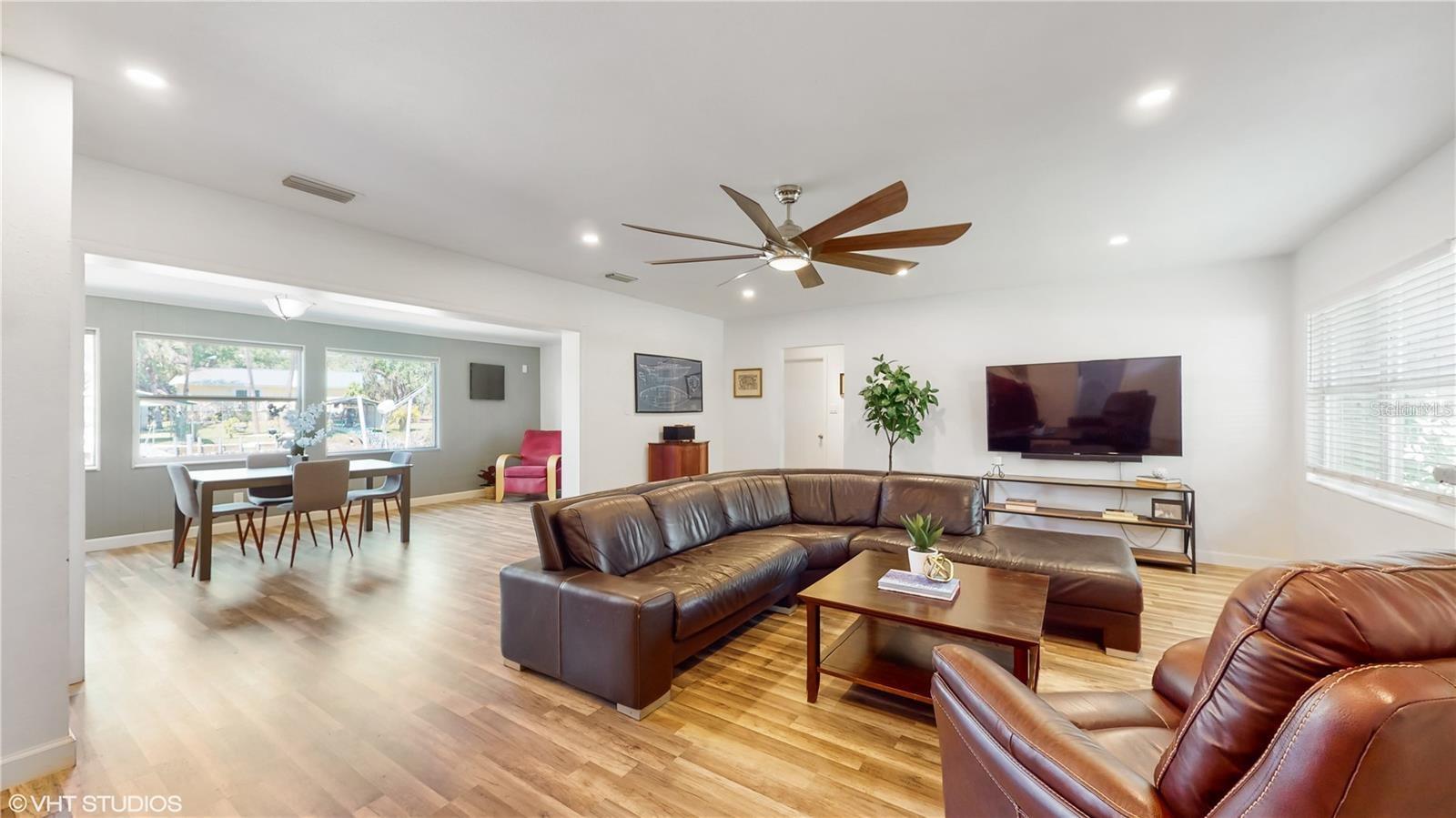 Image 10 of 22 For 4512 26th Avenue S