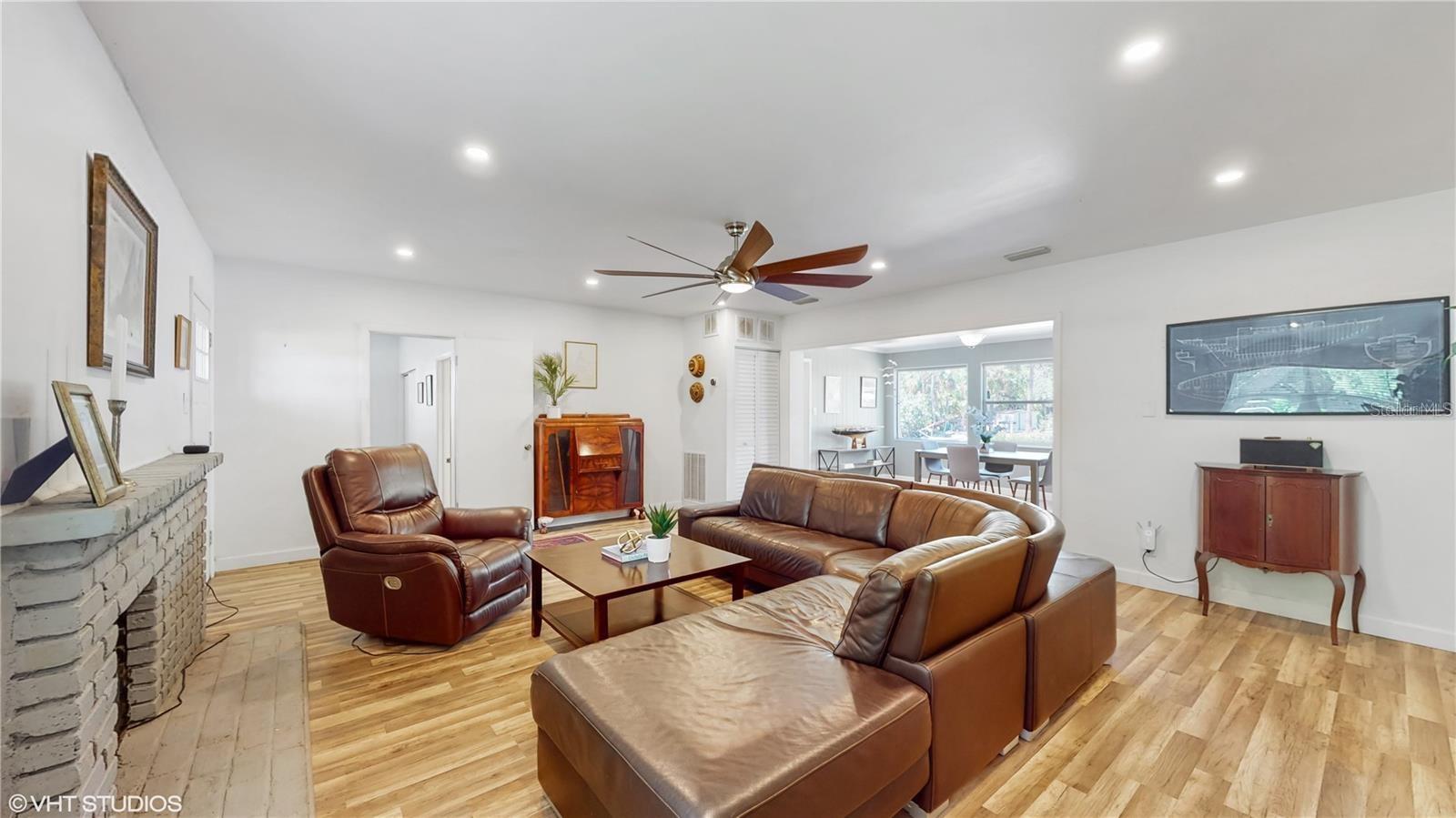 Image 15 of 22 For 4512 26th Avenue S