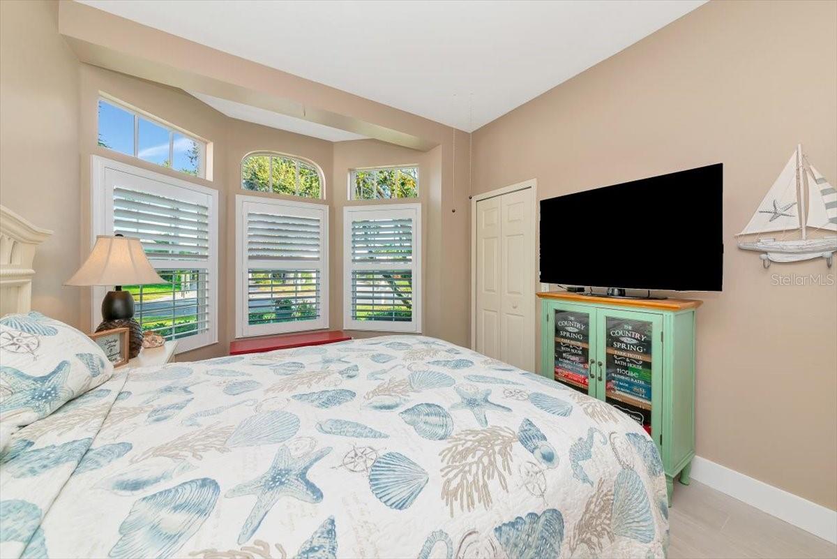 Image 37 of 50 For 5312 52nd Avenue W