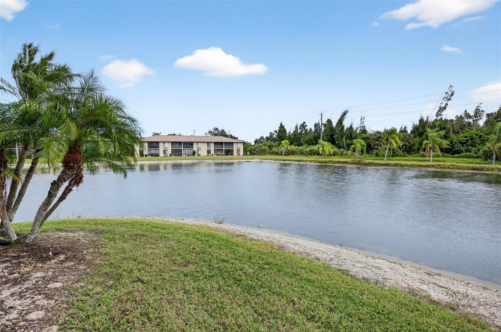 Image 25 of 26 For 4044 Oakview Drive F1-2