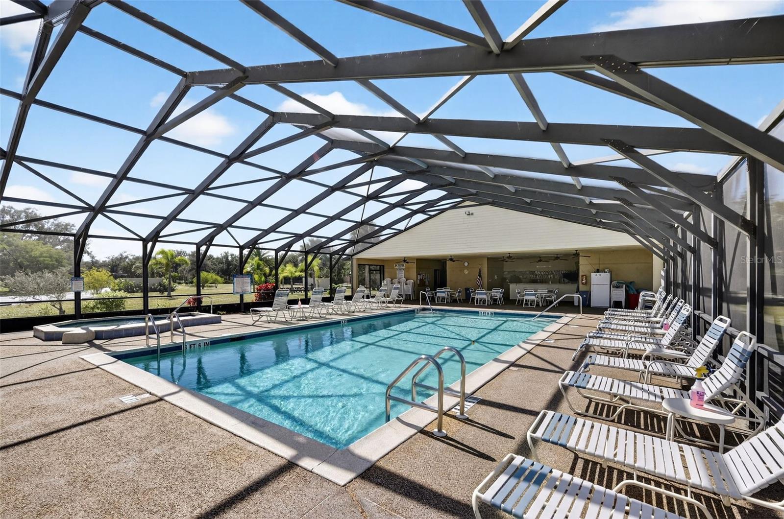 Image 26 of 26 For 4044 Oakview Drive F1-2