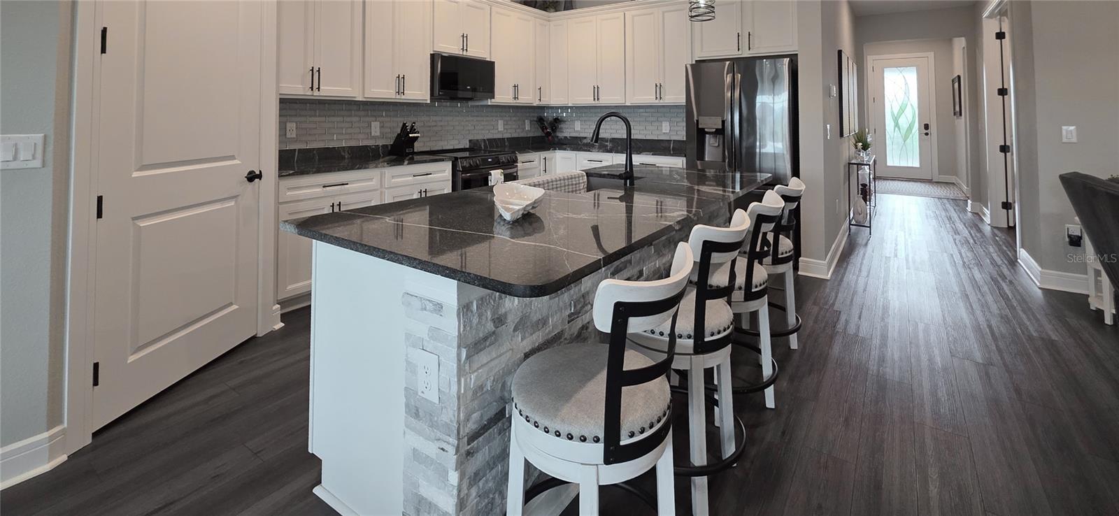 Image 18 of 62 For 10619 Wynward Way