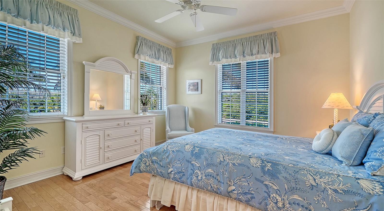 Image 23 of 51 For 6473 Gulf Of Mexico Drive