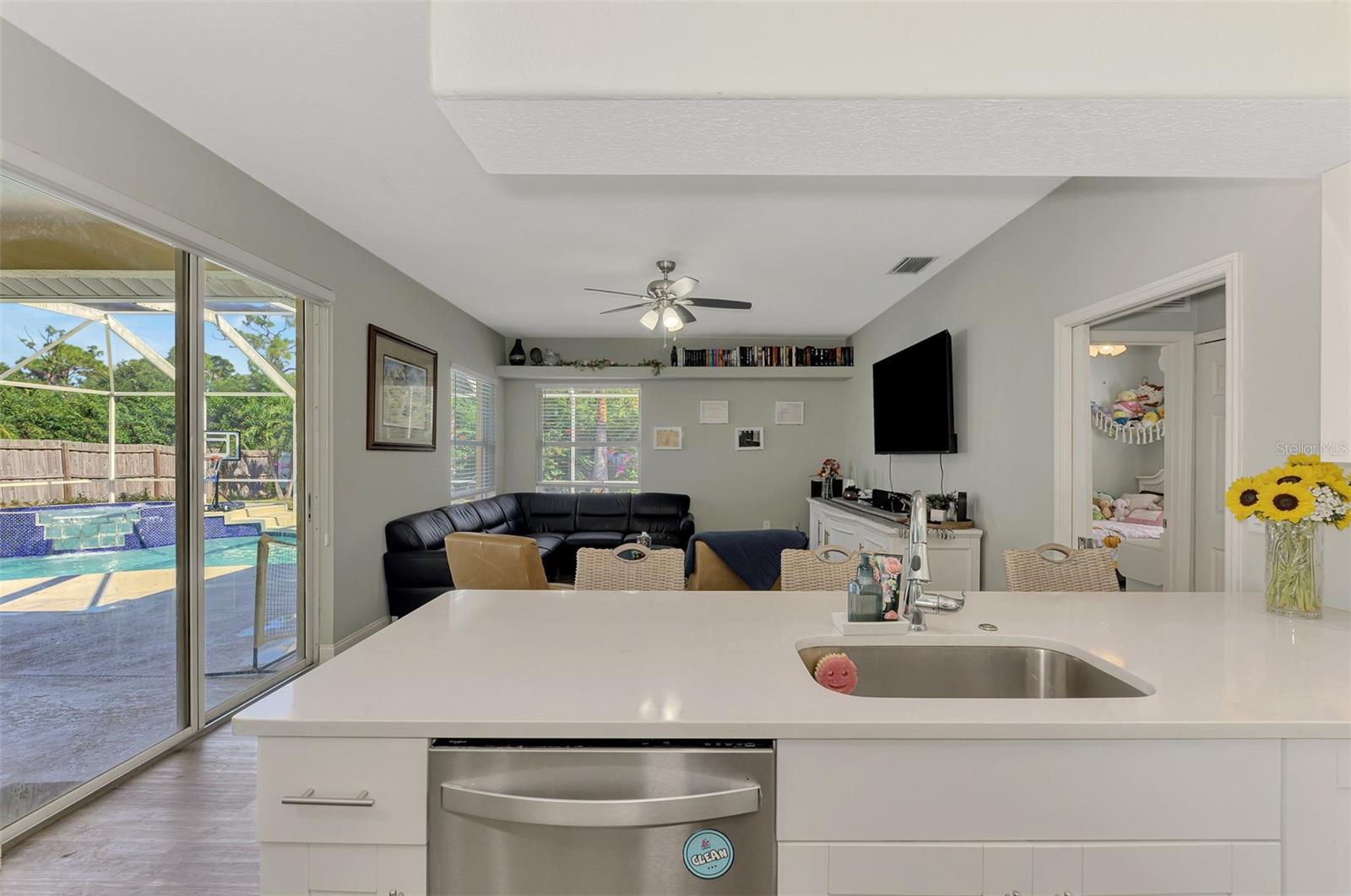 Image 26 of 55 For 583 Pine Ranch East Road