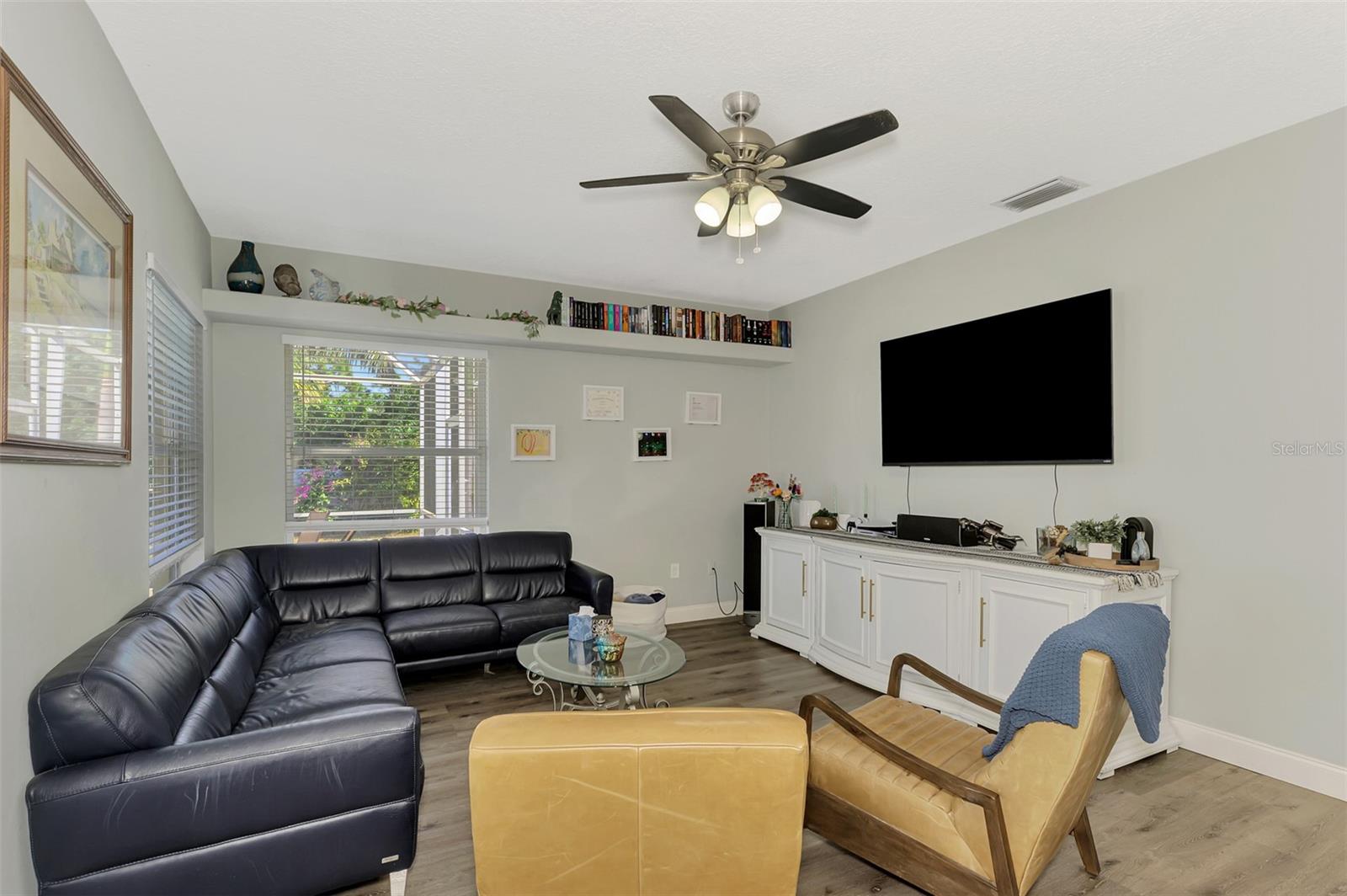 Image 27 of 55 For 583 Pine Ranch East Road