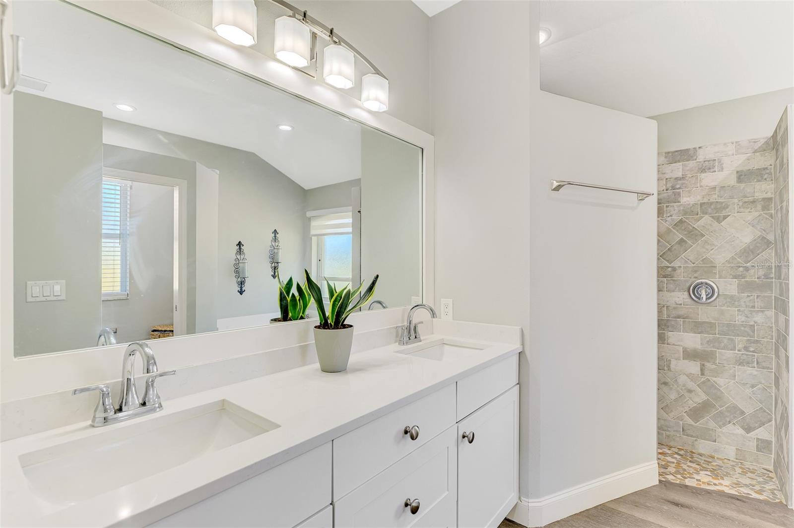 Image 35 of 55 For 583 Pine Ranch East Road