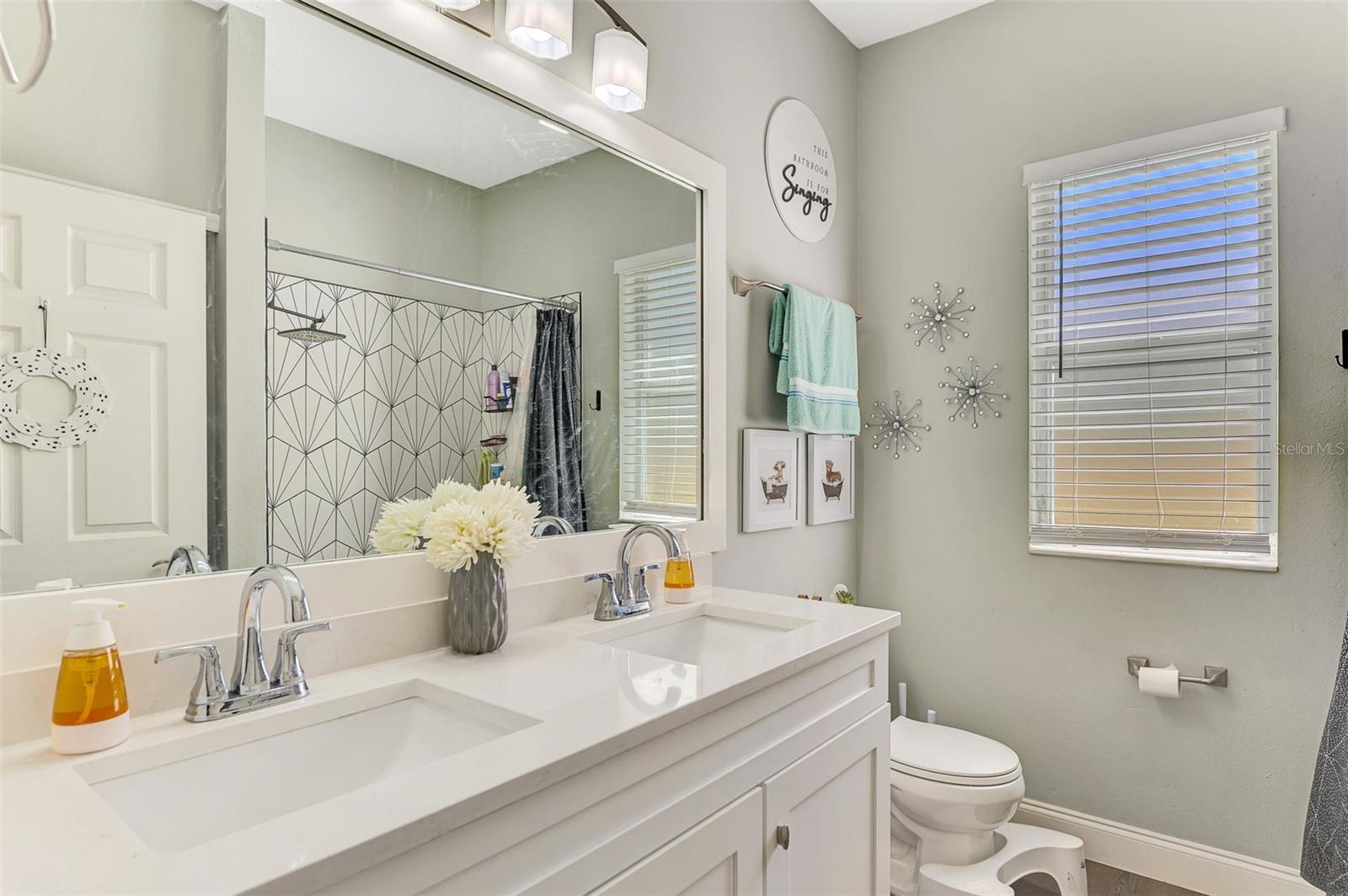 Image 38 of 55 For 583 Pine Ranch East Road