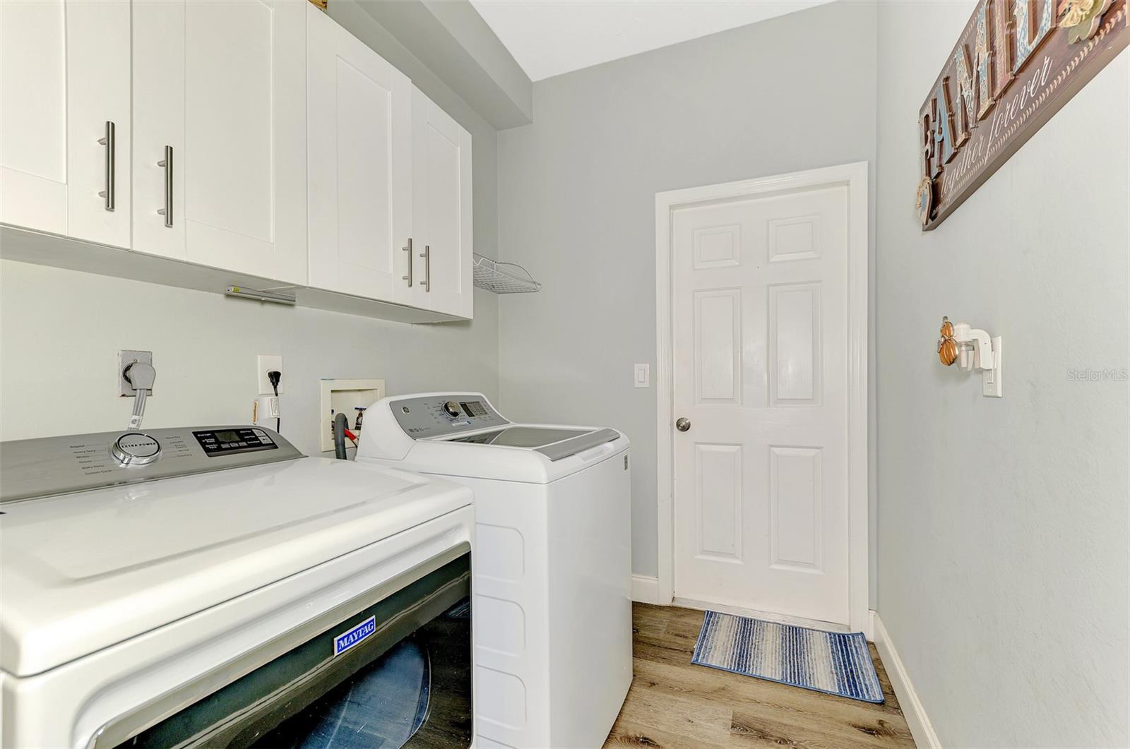 Image 47 of 55 For 583 Pine Ranch East Road