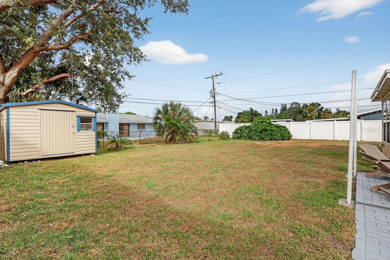 Image 30 of 32 For 6320 Case Avenue