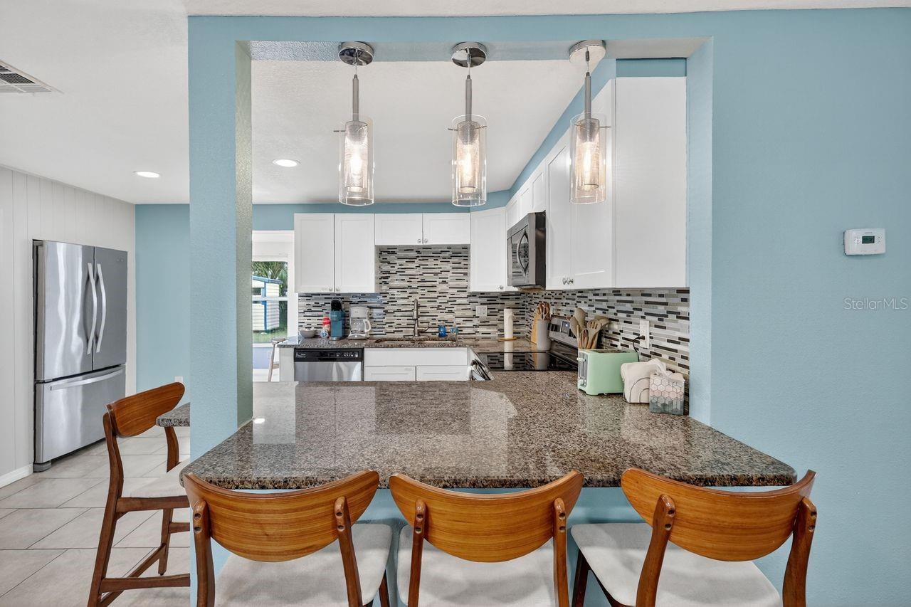 Image 7 of 32 For 6320 Case Avenue