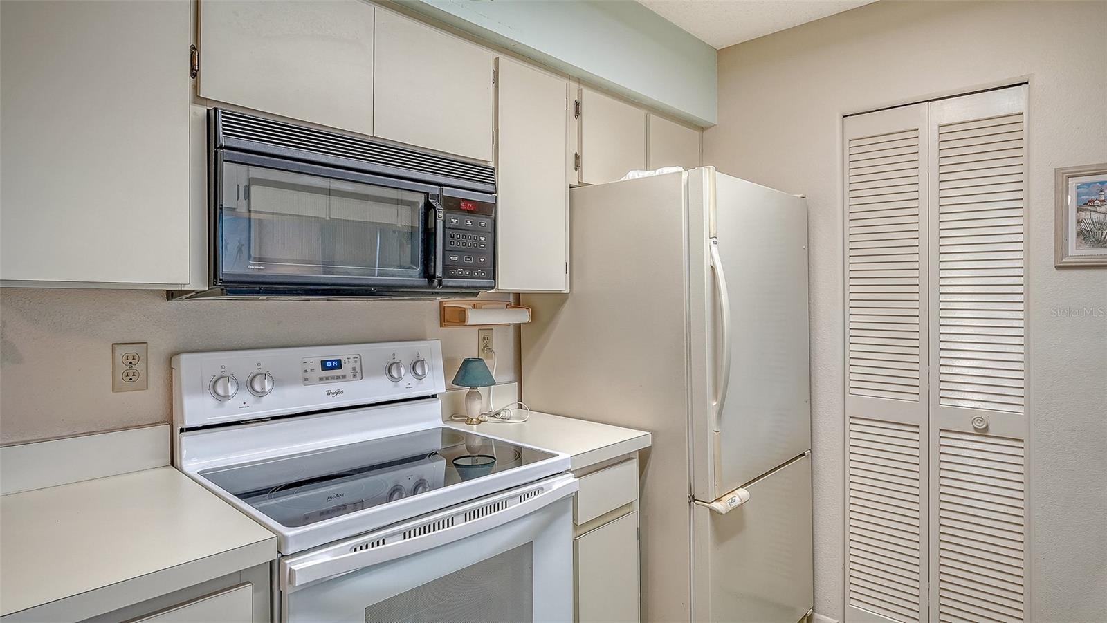 Image 16 of 46 For 7210 27th Avenue Dr W 7210