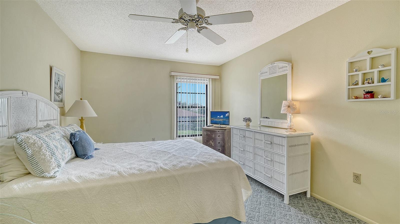 Image 19 of 46 For 7210 27th Avenue Dr W 7210