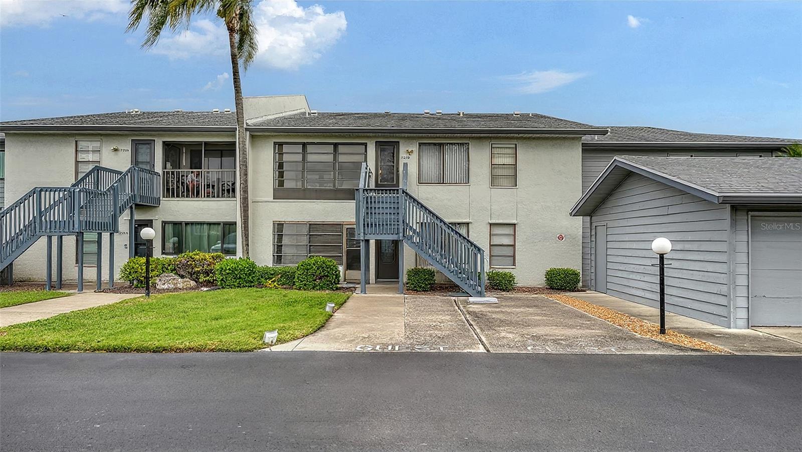 Image 7 of 46 For 7210 27th Avenue Dr W 7210