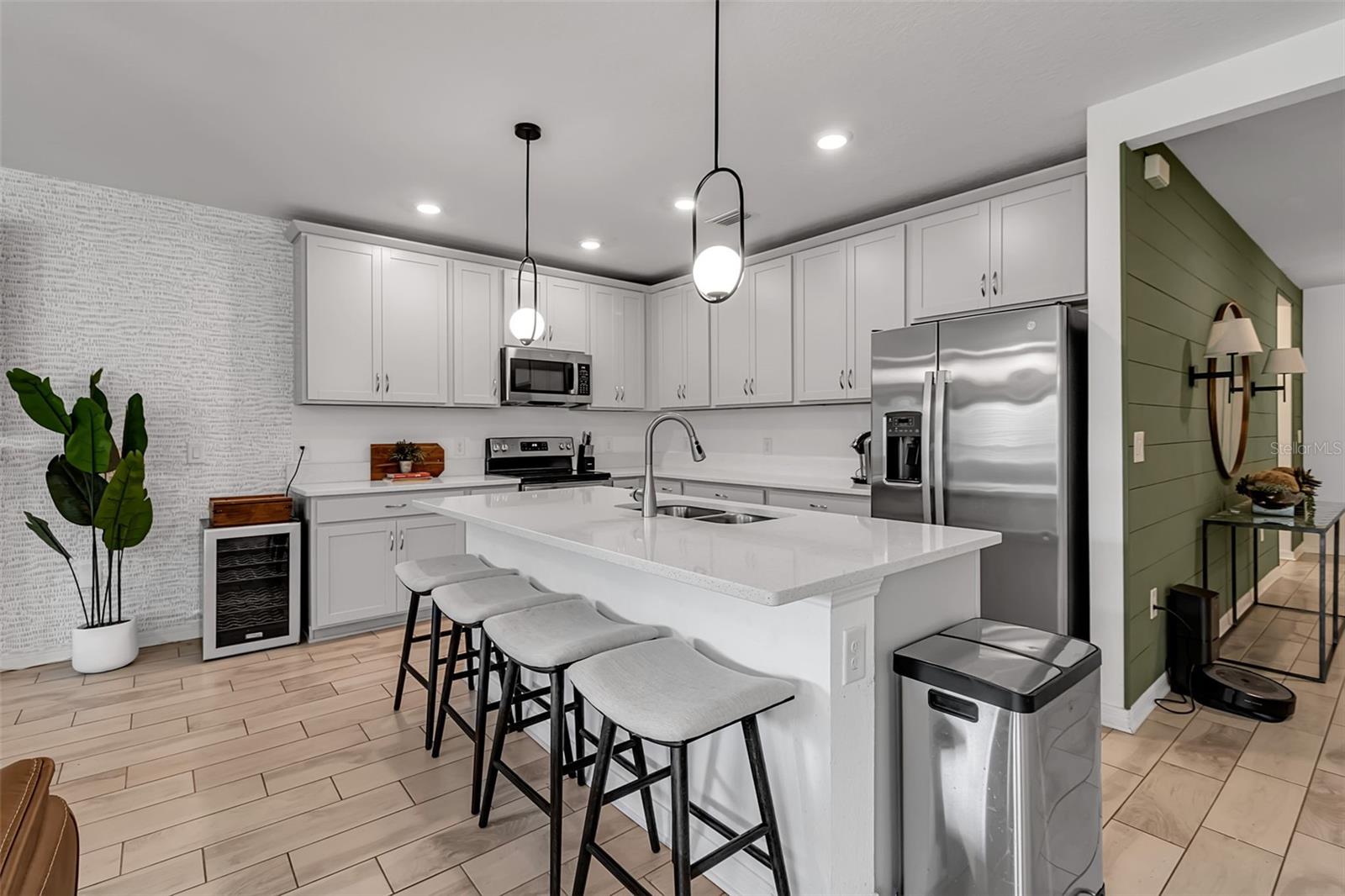 Image 11 of 93 For 5434 Patano Loop