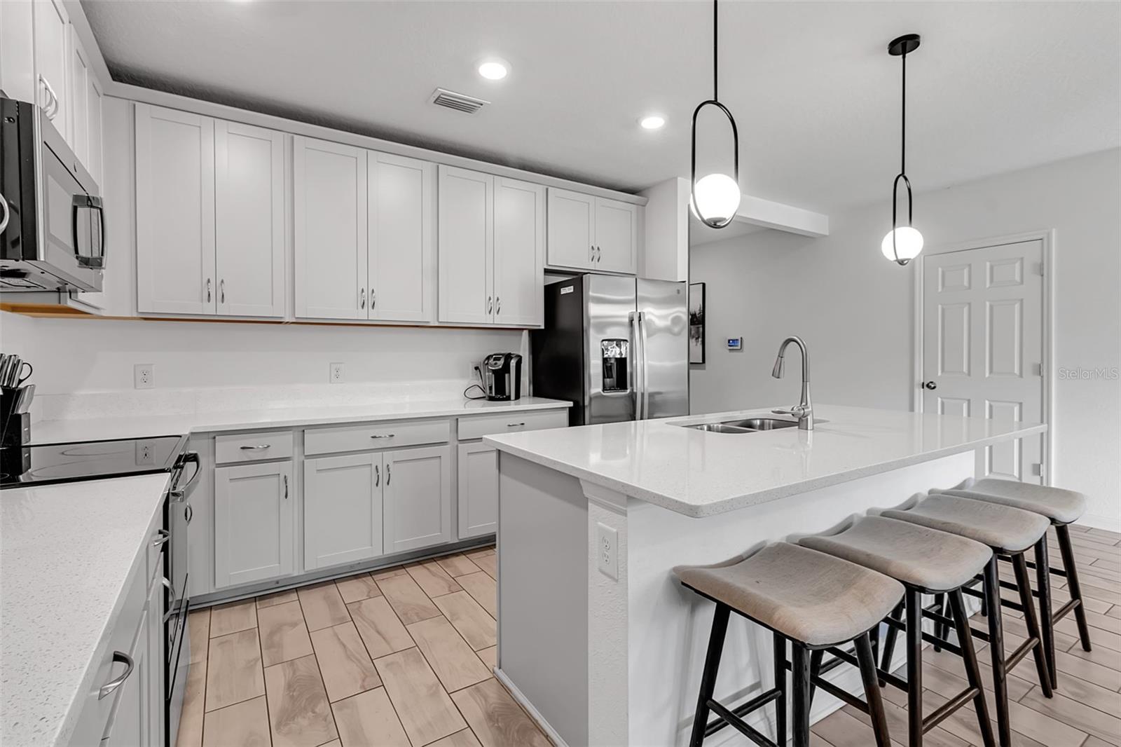 Image 14 of 93 For 5434 Patano Loop