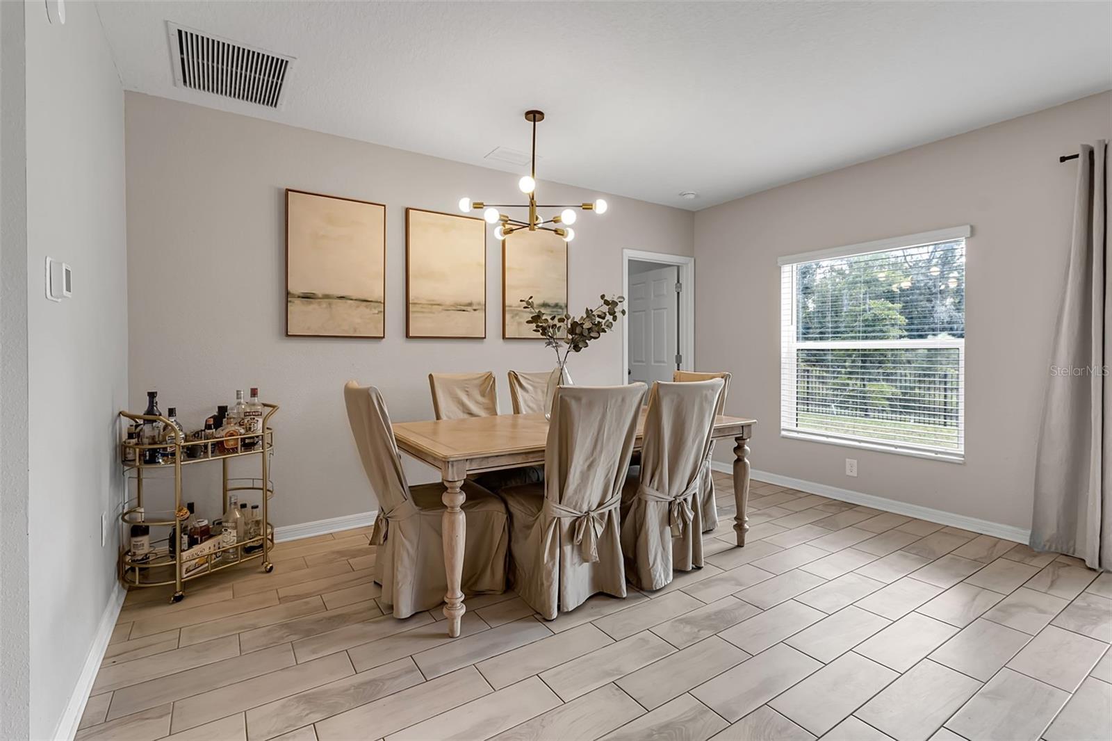 Image 24 of 93 For 5434 Patano Loop