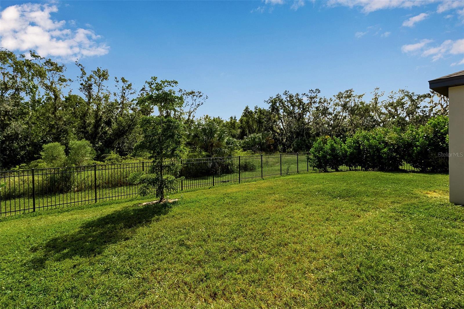 Image 54 of 93 For 5434 Patano Loop