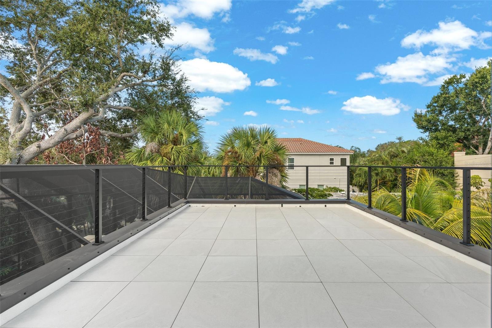Listing photo id 24 for 1683 Siesta Drive