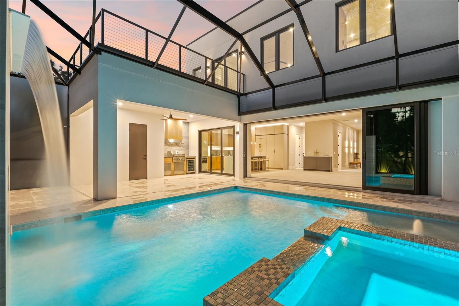 Listing photo id 32 for 1683 Siesta Drive