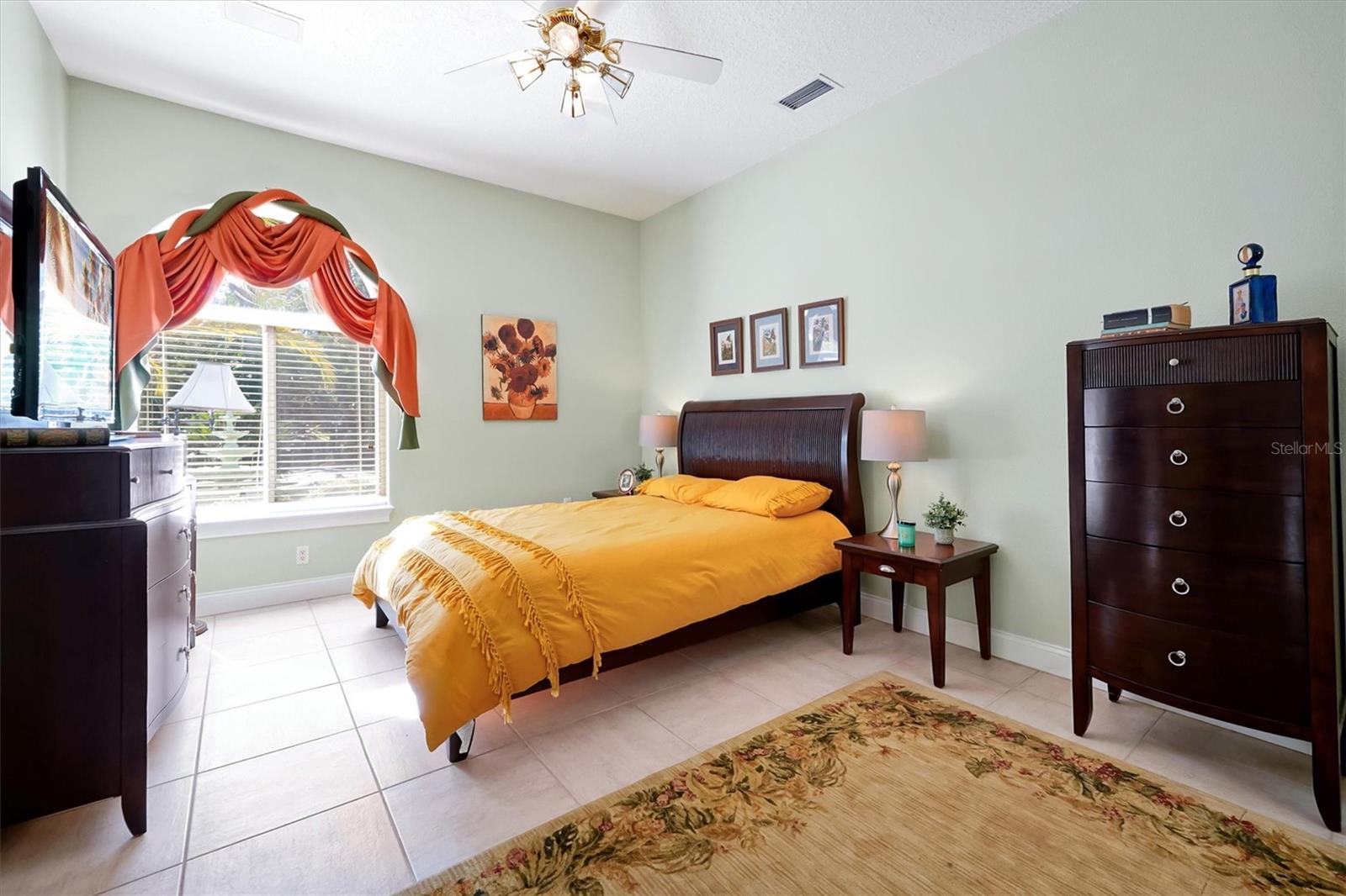 Listing photo id 16 for 4209 Lake Lockhart Drive