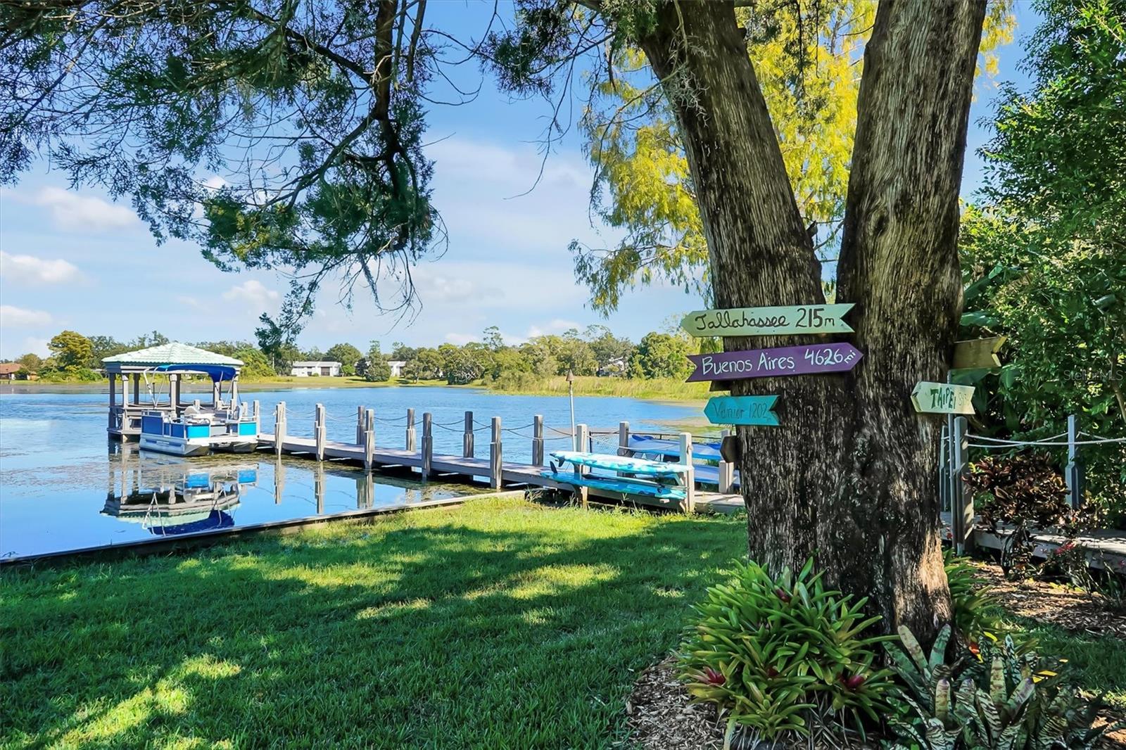 Listing photo id 21 for 4209 Lake Lockhart Drive