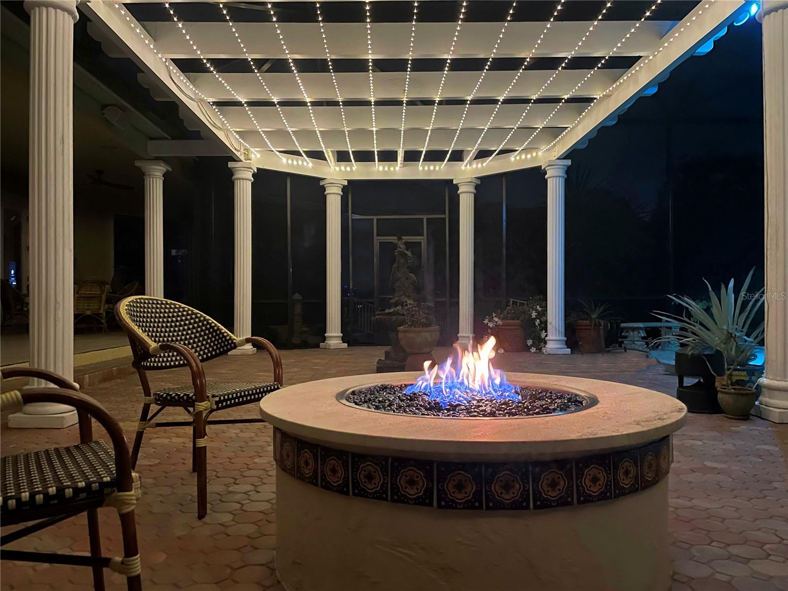 Listing photo id 25 for 4209 Lake Lockhart Drive